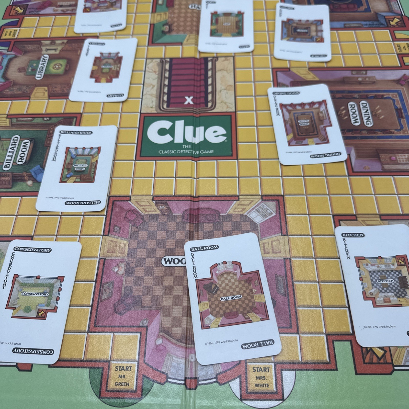Vintage Clue Board Game 1992 Classic Detective Parker Brothers COMPLETE