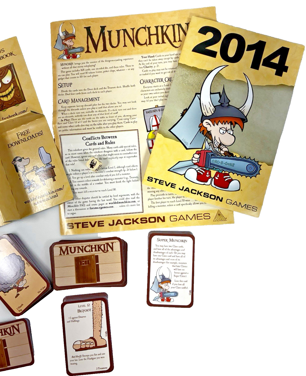 Munchkin 2014 Steve Jackson Games First Edition Holo Box Complete