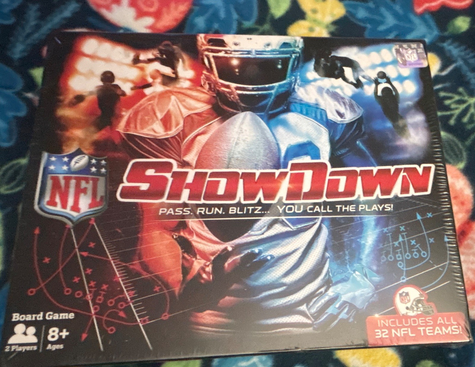 NFL Showdown Board Game Buffalo Games Excellent Factory Seal Complete Never Open