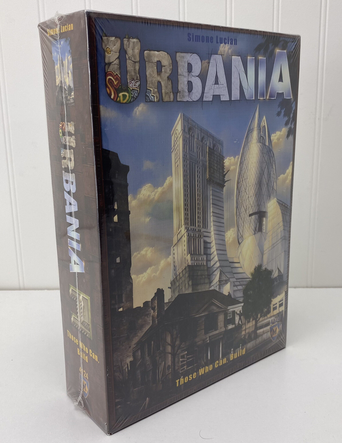 URBANIA Those Who Can Build Board Game 2012 by Simone Lucian Mayfair Games NEW