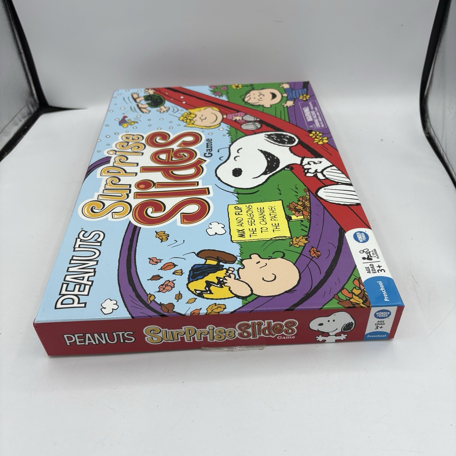 Wonder Forge Board Game Peanuts Surprise Slides Snoopy Charlie Brown 2015