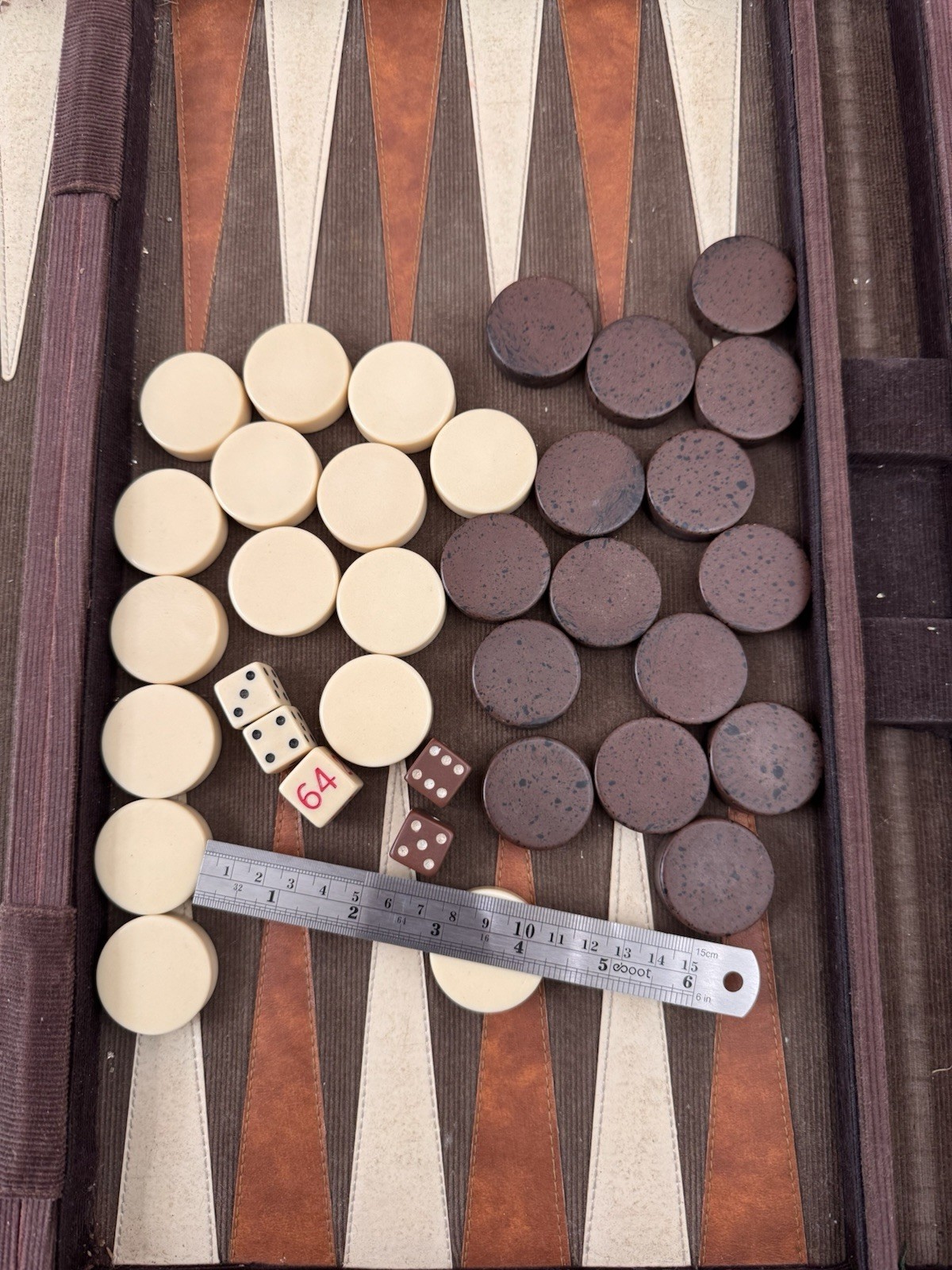 1 3/8” Backgammon Chips, Full Set With Dice