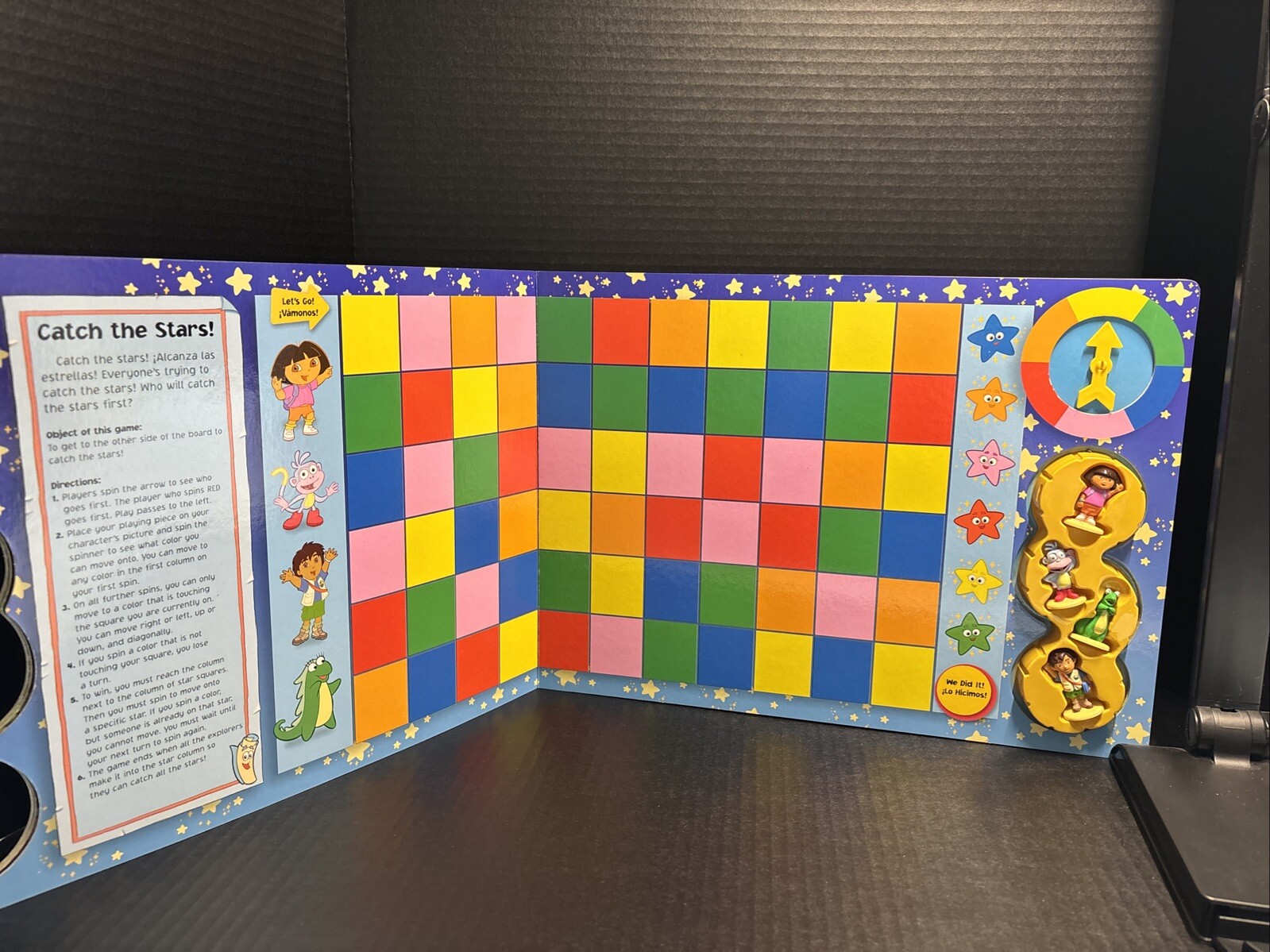 NICK JR. DORA THE EXPLORER ADVENTURE GAME BOOK-5 GAMES & 4 FIGURES-COPYRIGHT2004