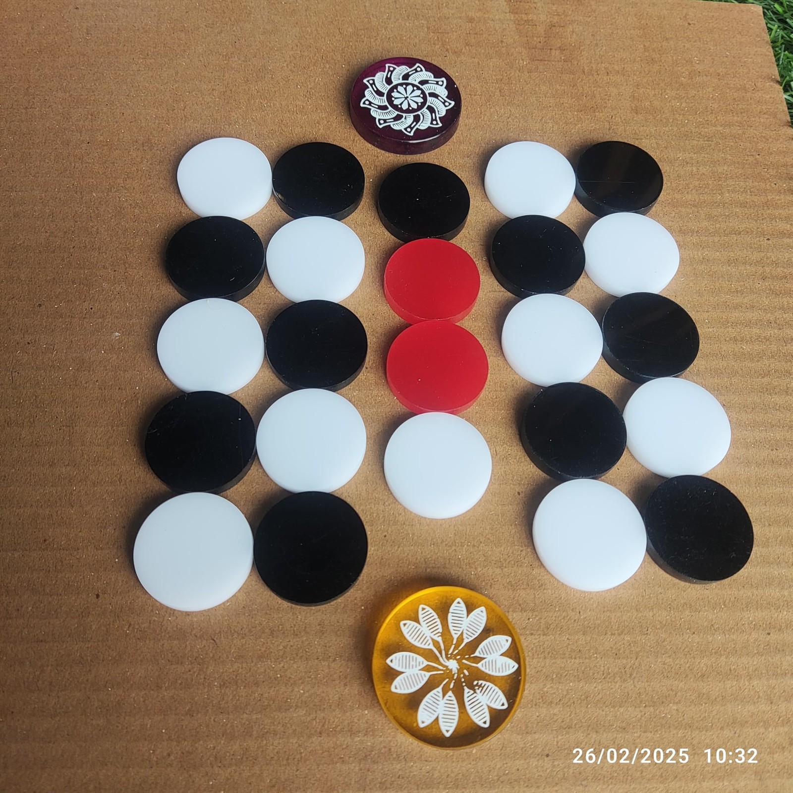Professional Carrom Board Game International Tournament 4 x 5.5 x 0.1 inches