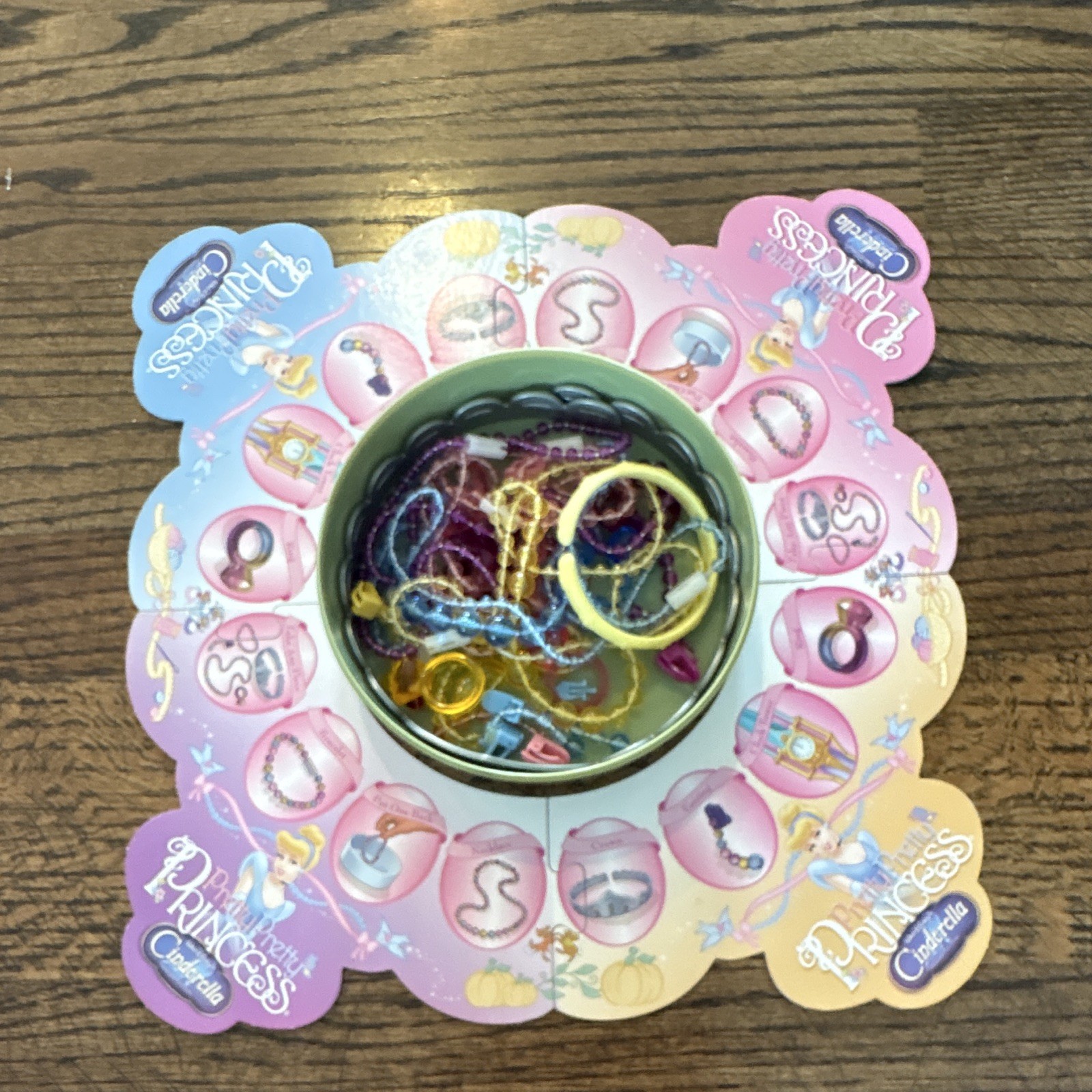 Milton Bradley Pretty Pretty Princess Cinderella Special Ed 2-4 Age 5+