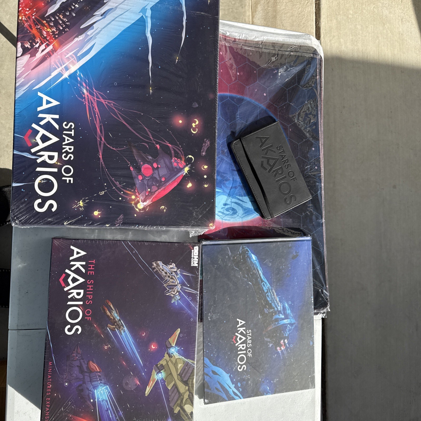OOMM Board Games Stars of Akarios Collection #1 – Base Game w/Starships of NM