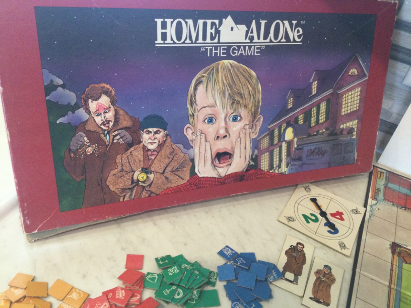 VINTAGE HOME ALONE BOARD GAME 1991 COMPLETE