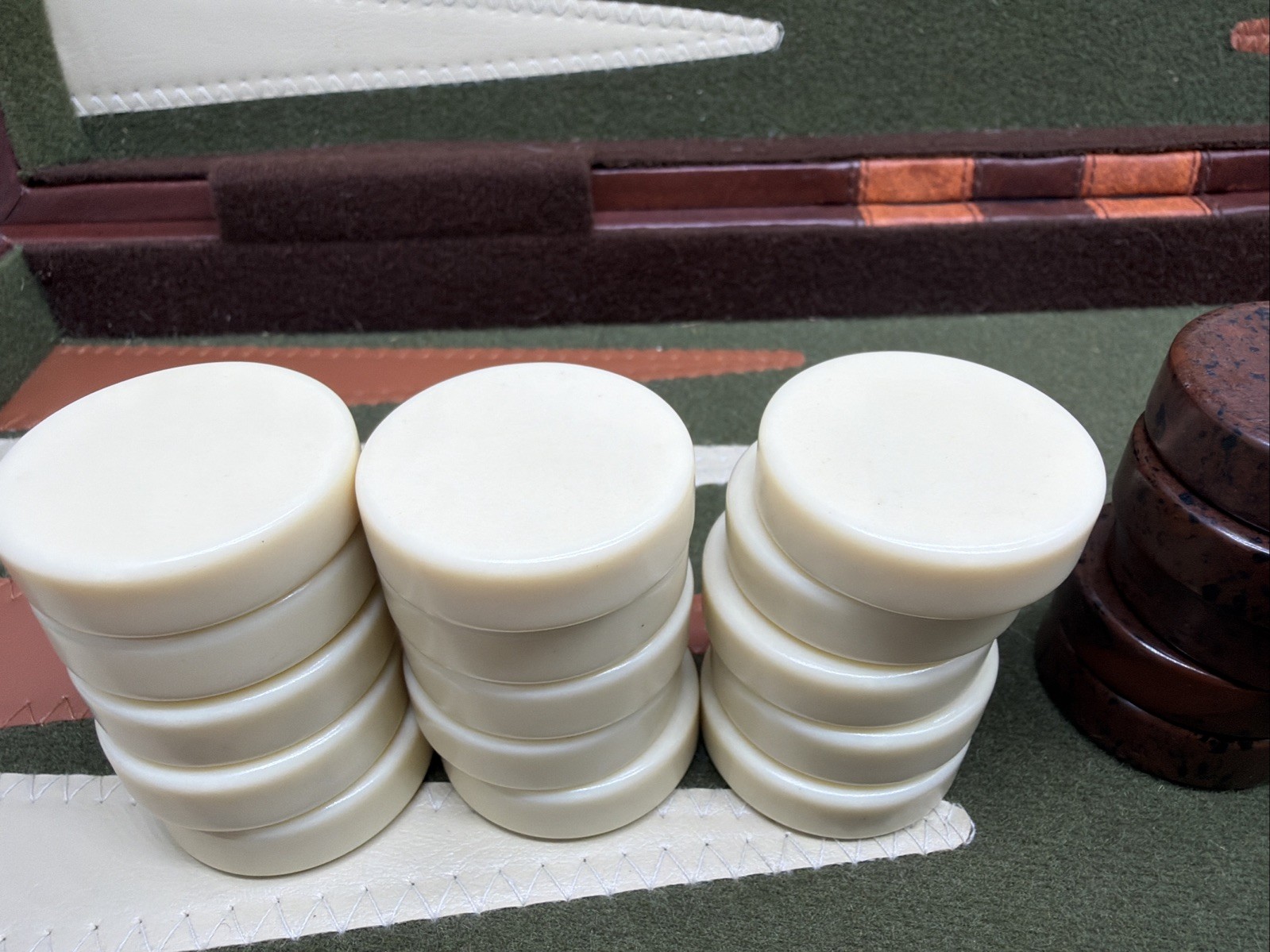 Vtg Pierre Cardin Backgammon Set Brown Swirl & Cream Pieces 1 3/8” Complete