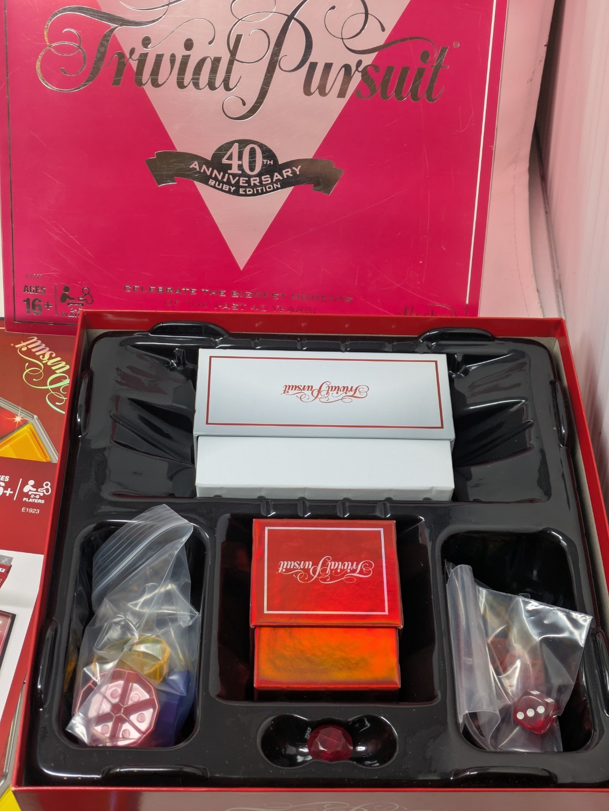 Hasbro Trivial Pursuit 40th Anniversary Ruby Edition Board Game 100% Complete!