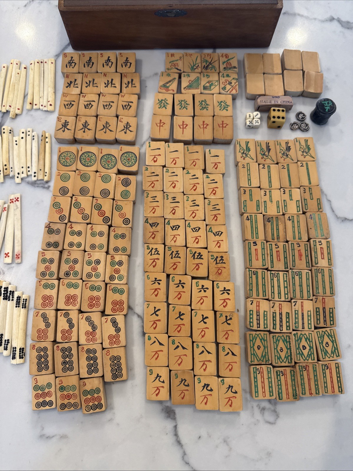 Vintage Chinese Mahjong Set Dragon Carved Wood Box Bamboo 147 Tiles Sticks Dice