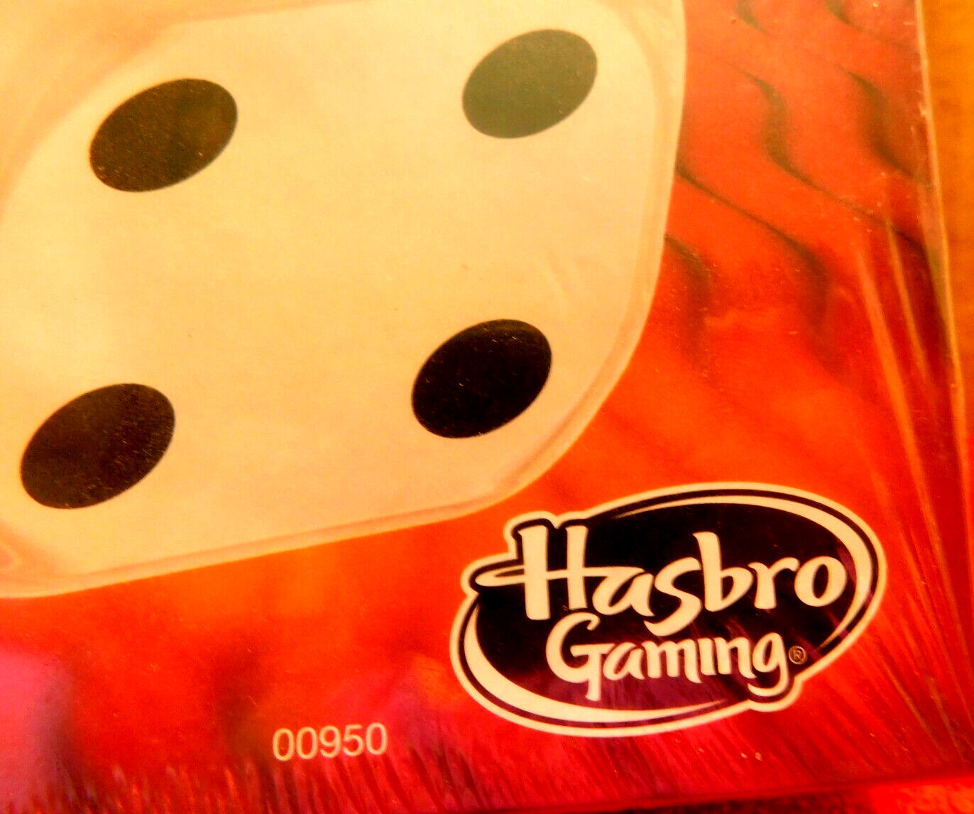 Hasbro Gaming~Yahtzee Dice Game Sealed NEW!!