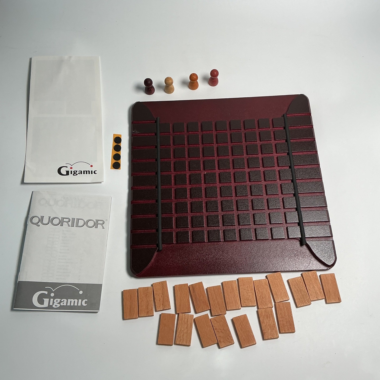 Gigamic Quoridor Classic Wooden Abstract Strategy Board Game 1997 Mensa Select