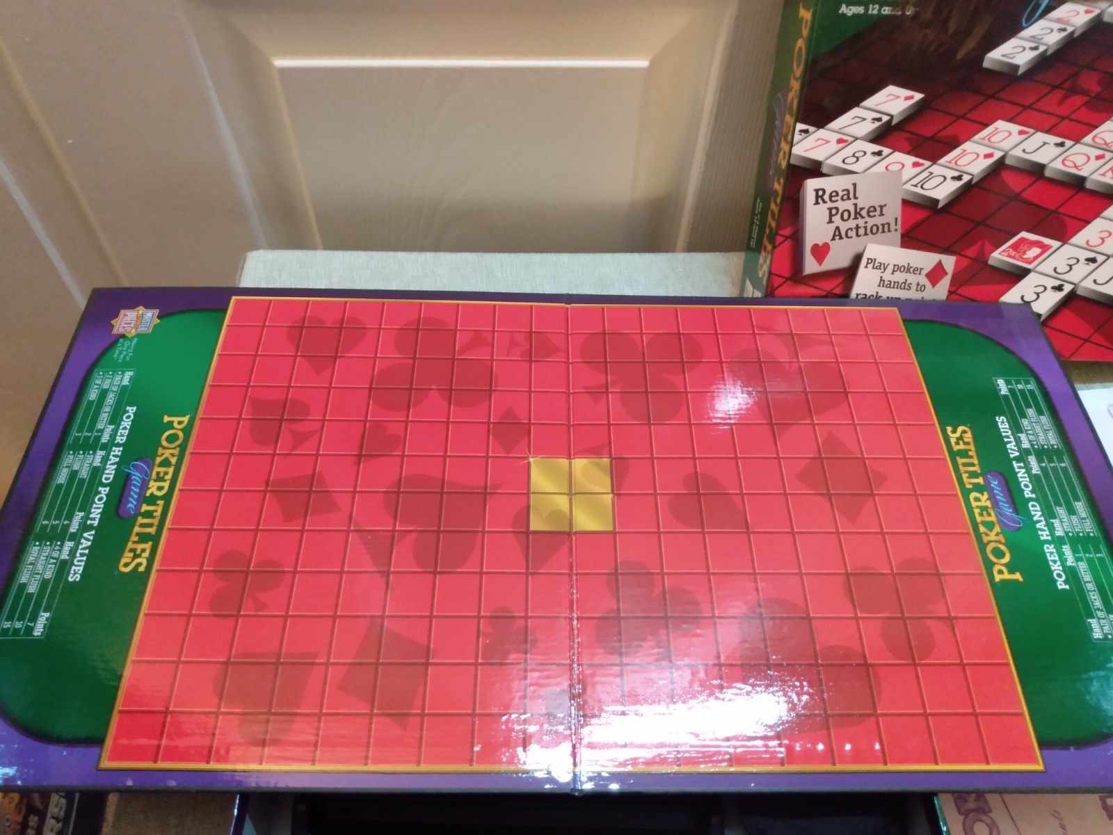 MasterPieces 2005 Poker Tiles Board Game – 100% Fully Complete – See Pics