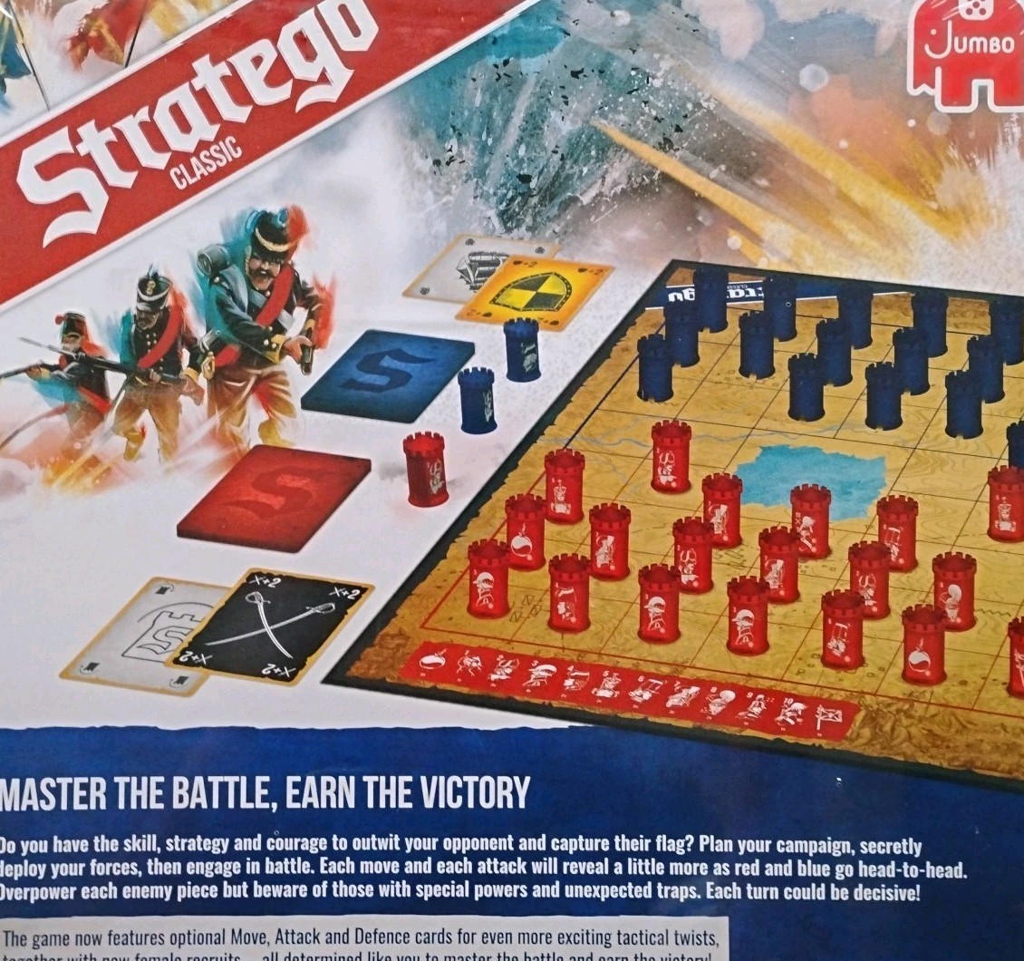 Stratego Classic Board Game 30 vs 30 Pieces Capture The Flag New