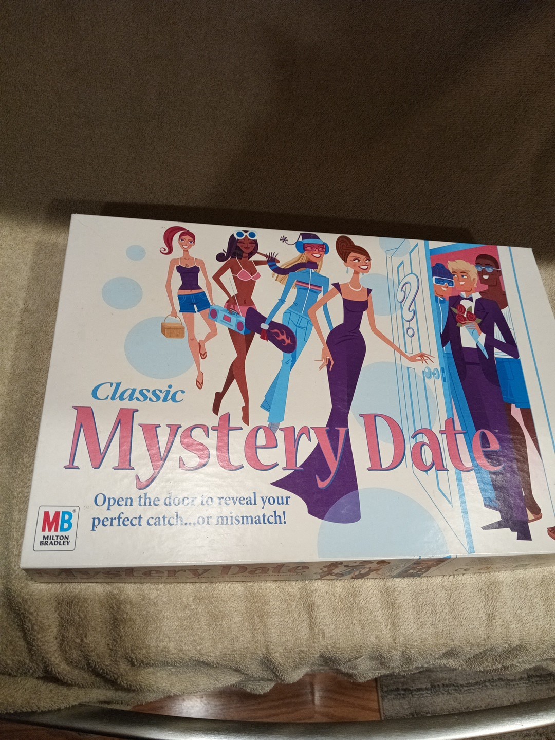 Classic Mystery Date COMPLETE Milton Bradley 2005 Board Game Girls Friends