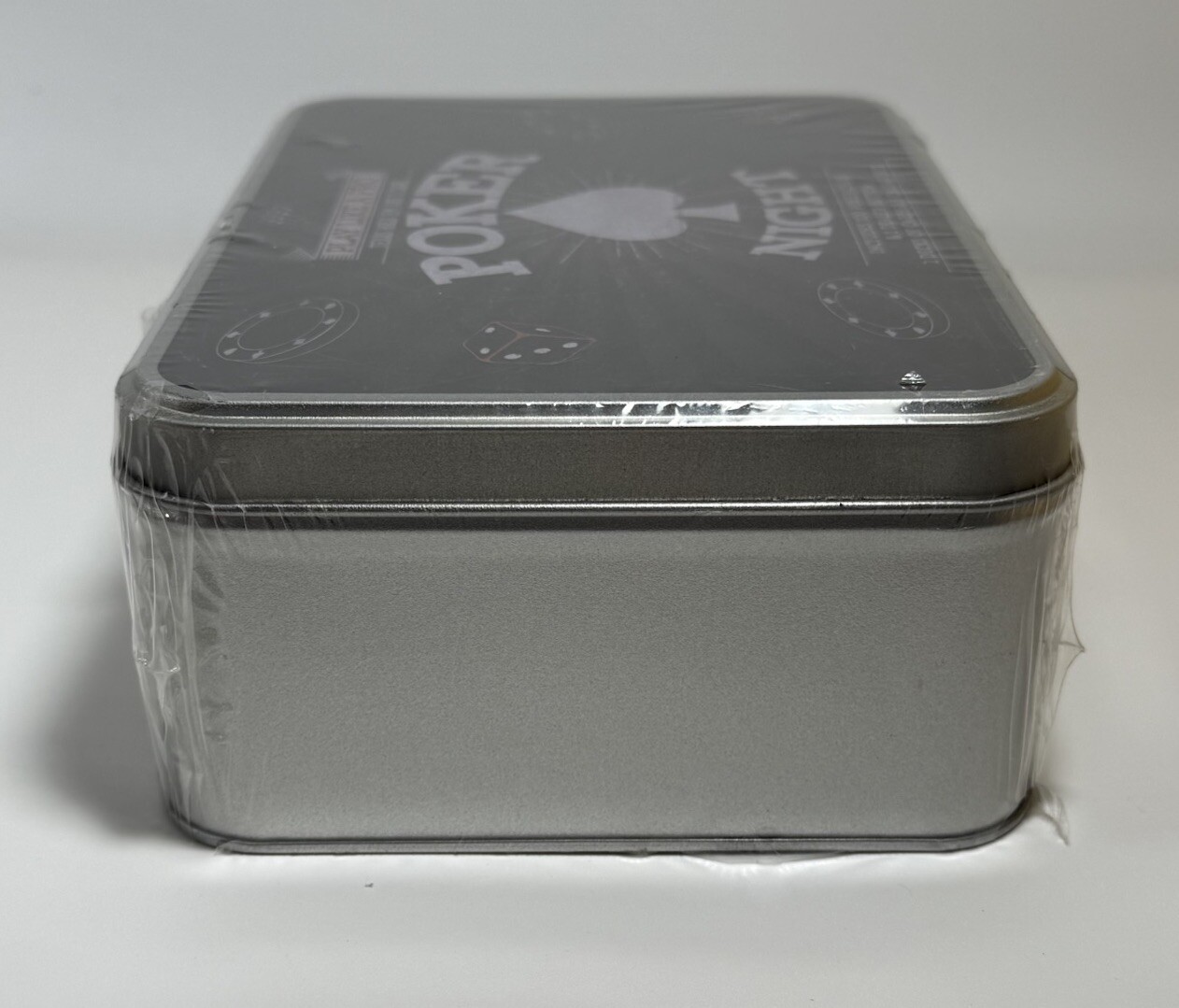 Sealed Poker Night Game Tin – 100 Chips, 2 Decks, Dice, Dealer Button Samsonico