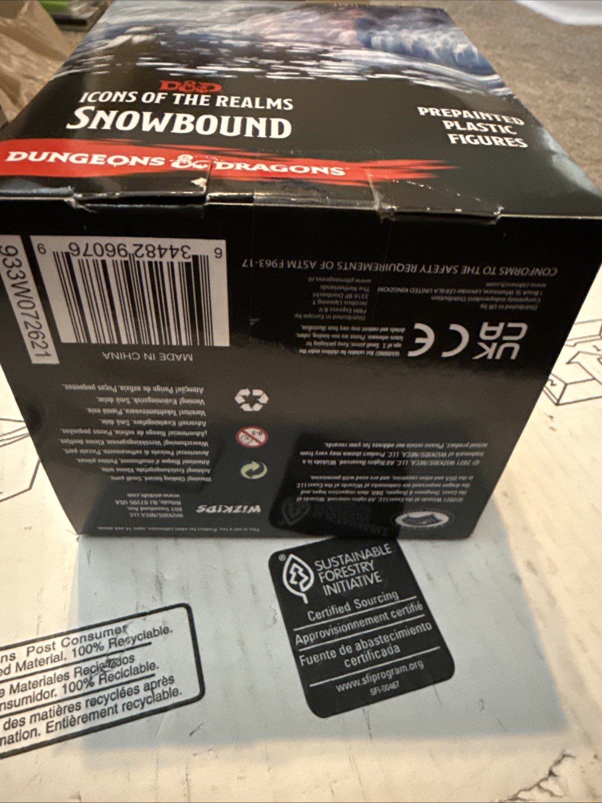 Dungeons & Dragons: Icons of the Realms: Set 19 Snowbound Booster (Single Pack)