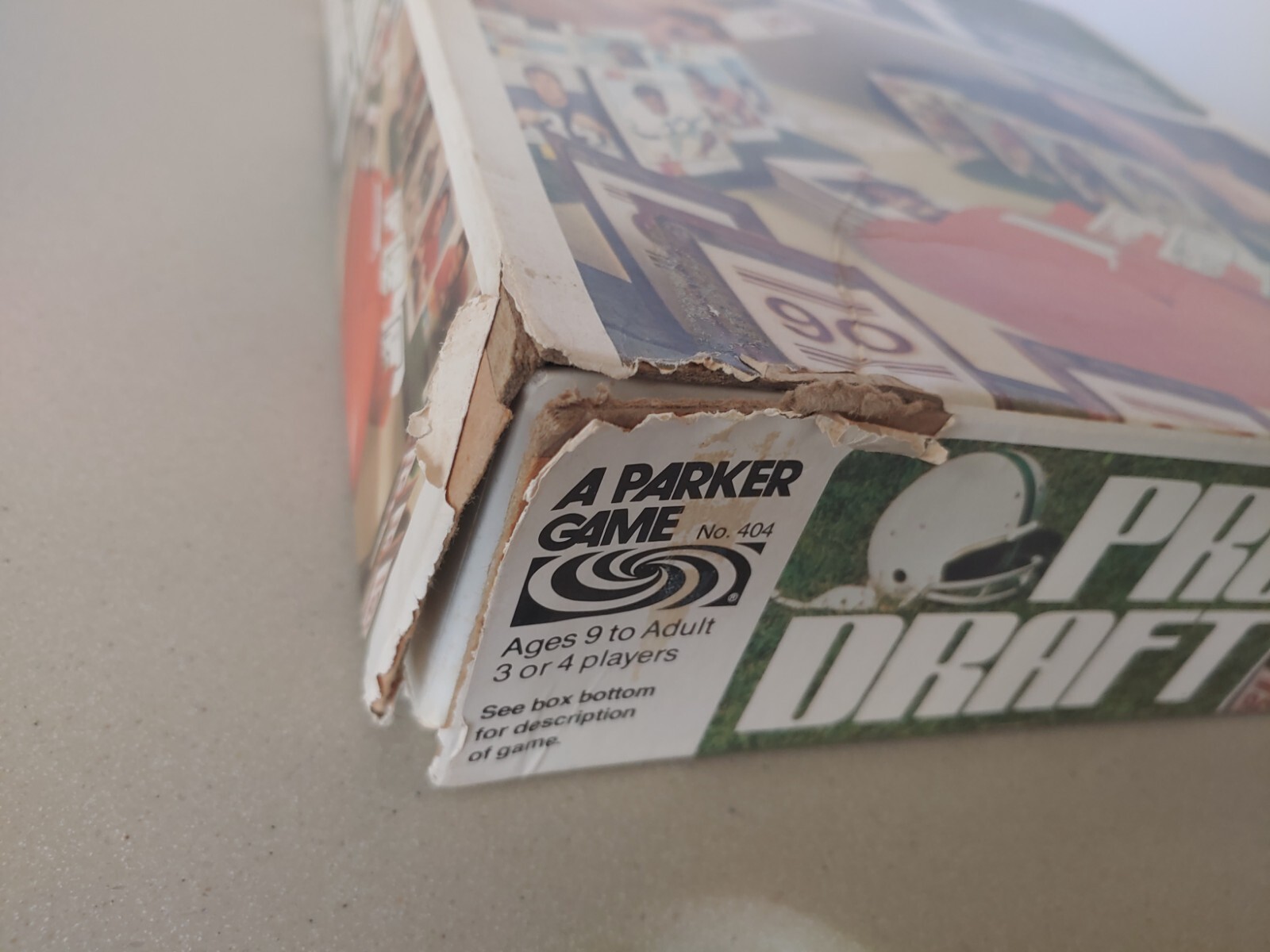 1974 Parker Bros PRO DRAFT Vintage Board Game NFL Football DAMAGED BOX