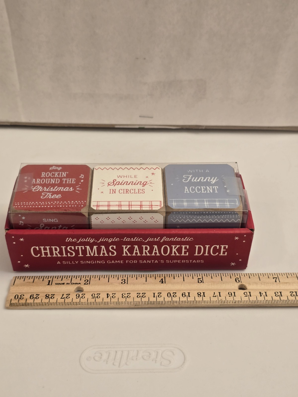 DEMDACO Christmas Karaoke Dice (Holiday Party Starter) Used: FREE SHIPPING