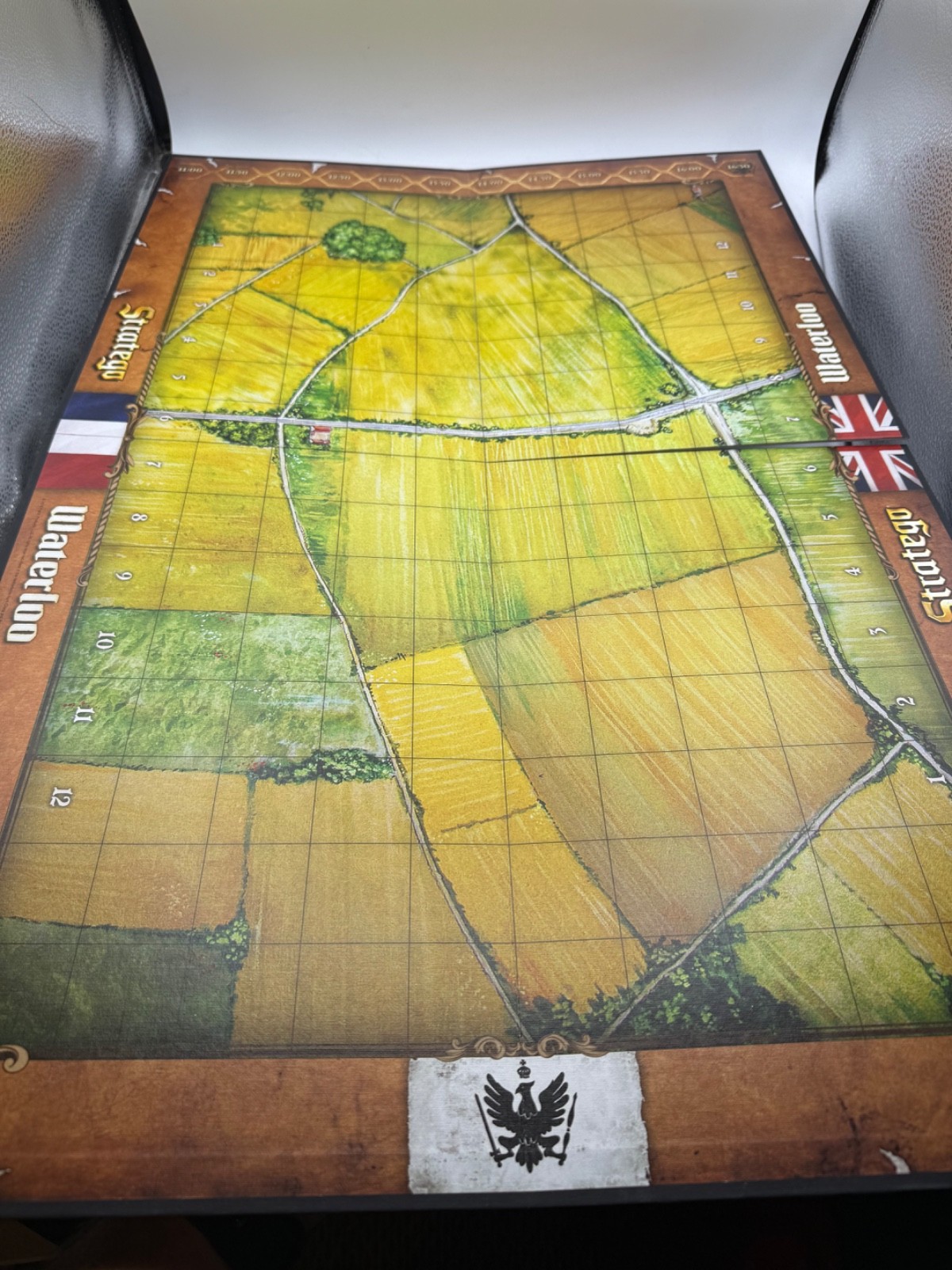 Stratego Waterloo 200 Years Board Game – 100% Complete – Unplayed