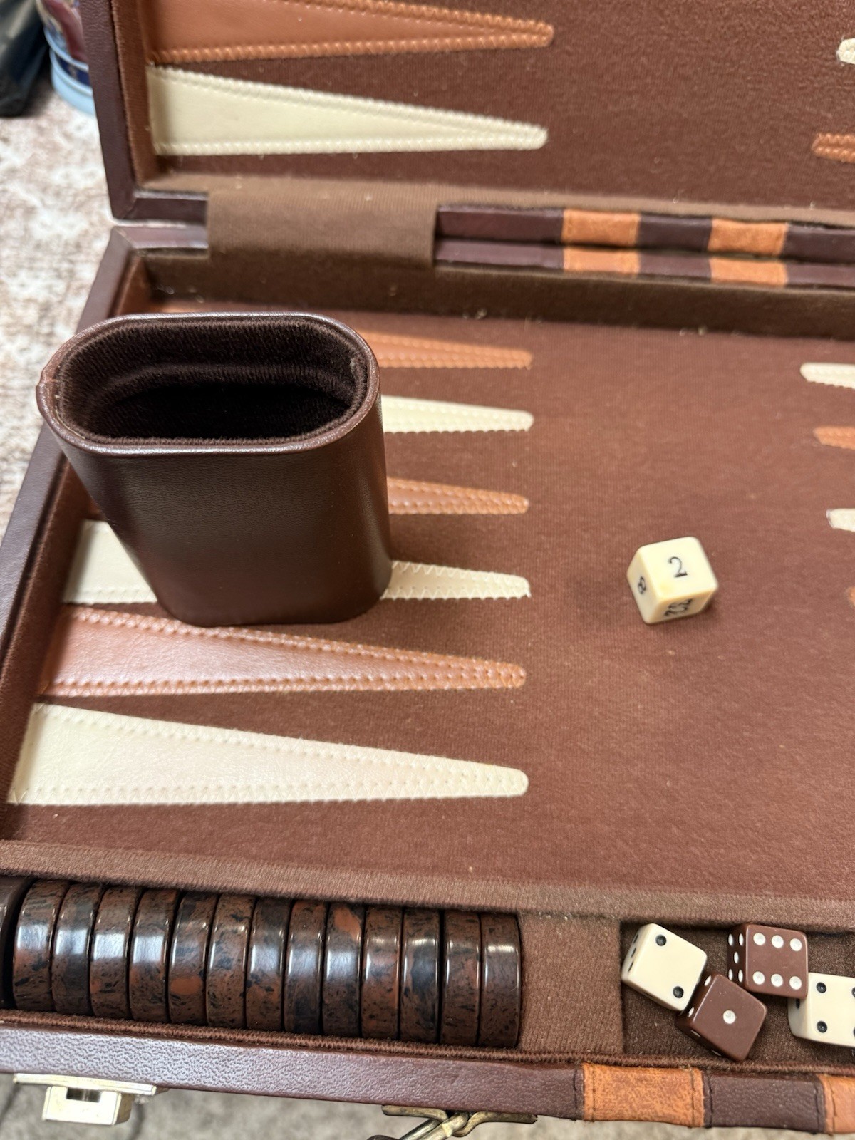 Vintage Backgammon Set Travel Case Leatherette Complete w Dice Cups 1950s 60s