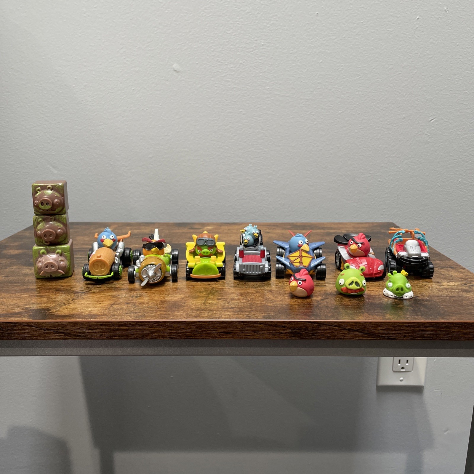 Angry Birds Go Jenga Game Terence Bubbles Chuck Kart Racer Lot Removable Heads