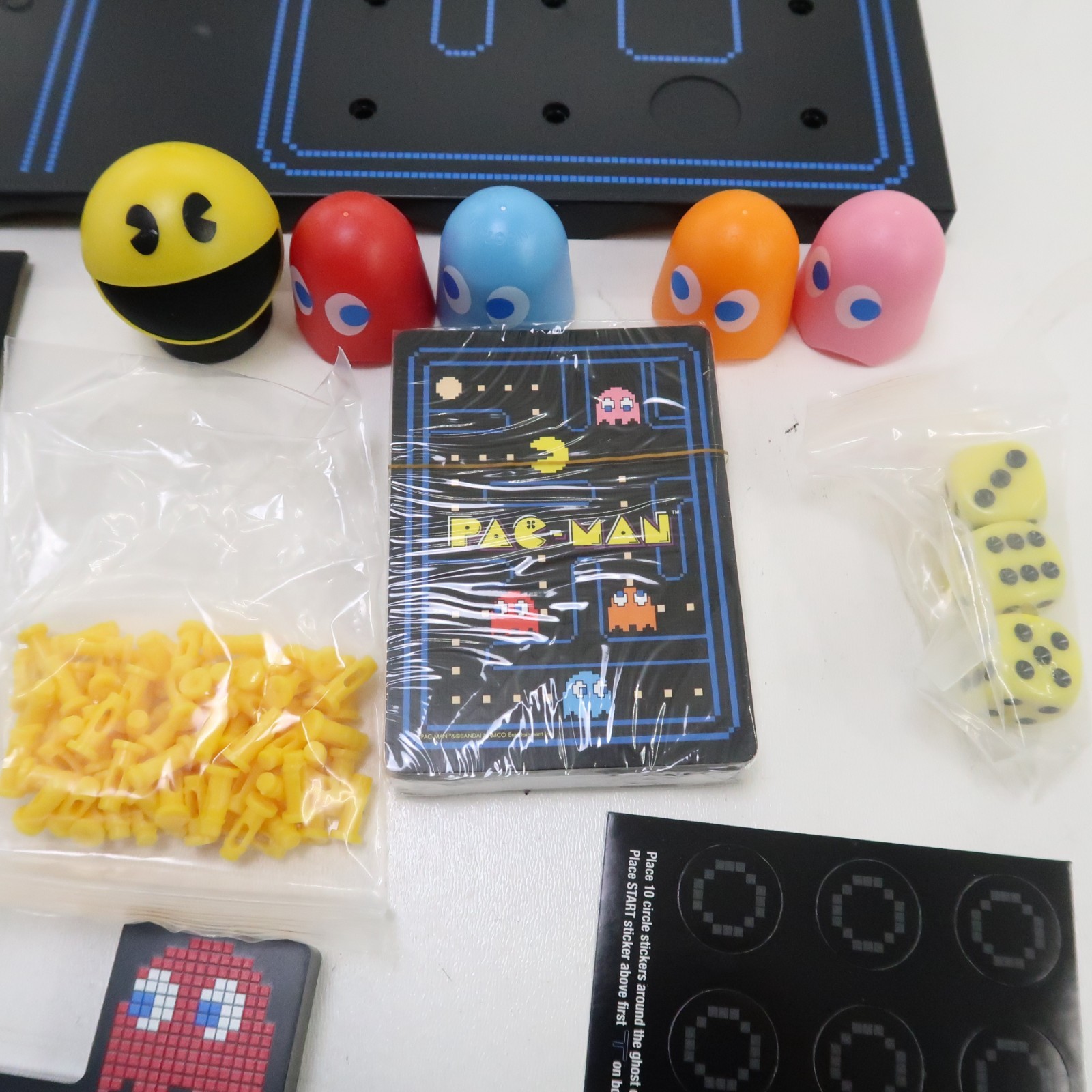 PAC-MAN The Board Game by Buffalo Games Complete Arcade classic w sound