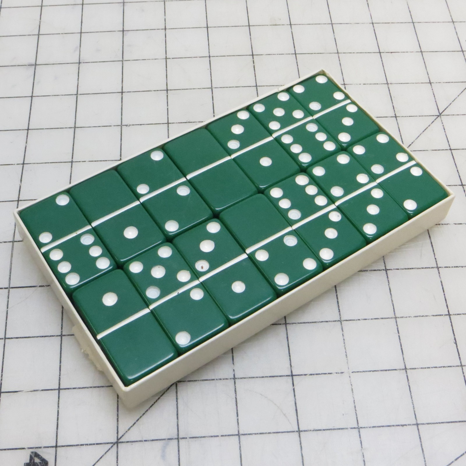 Vintage Puremco MarbleLike Green Standard Dominoes Set of 28 & Box – Made in USA