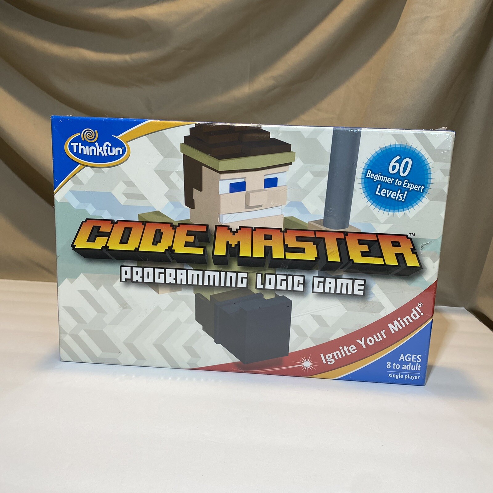 CODE MASTER PROGRAMMING LOGIC GAME BY THINKFUN 60 LEVELS TEACHES PROGRAMMING NEW