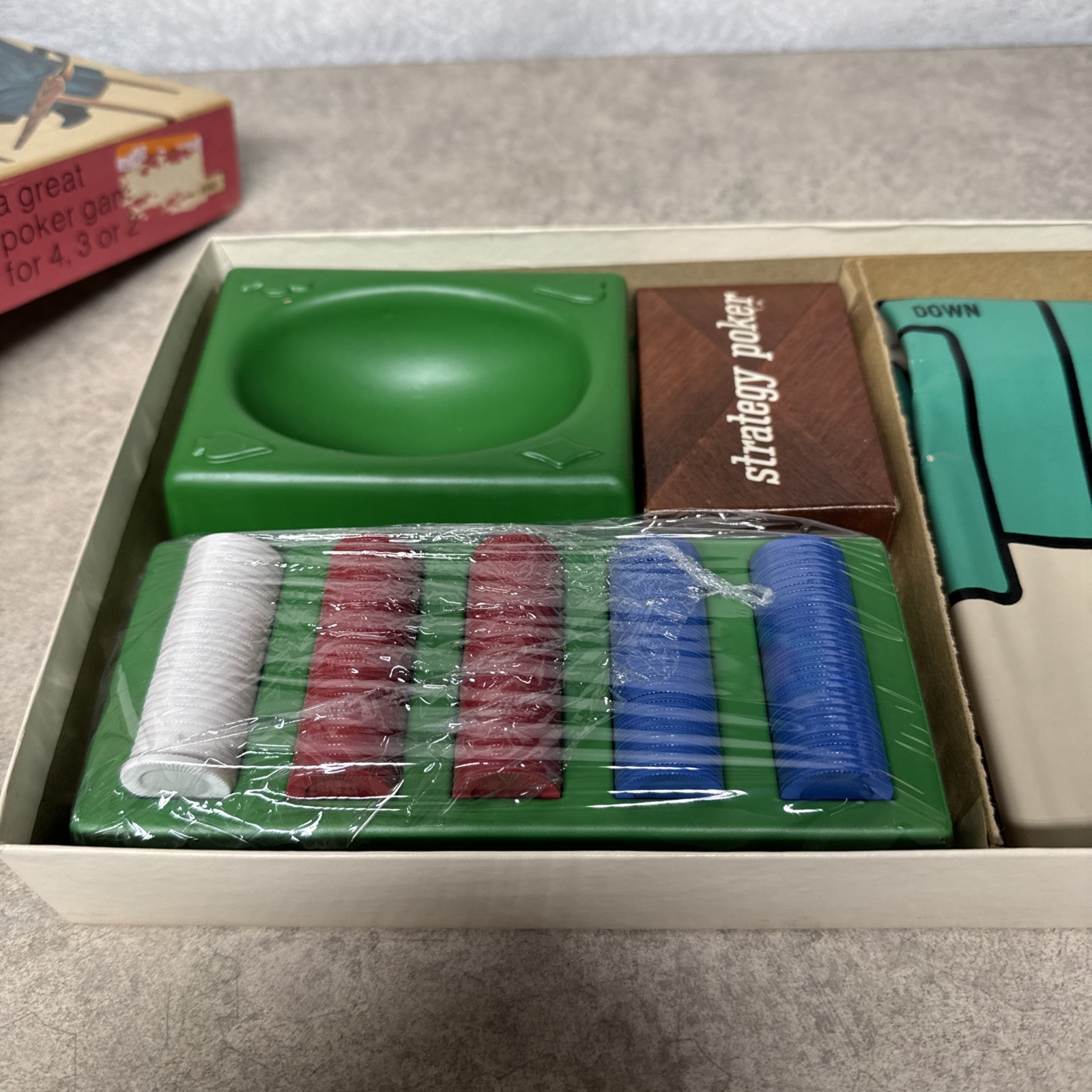 STRATEGY POKER Board GAME Rare Complete VINTAGE 1967 MILTON BRADLEY
