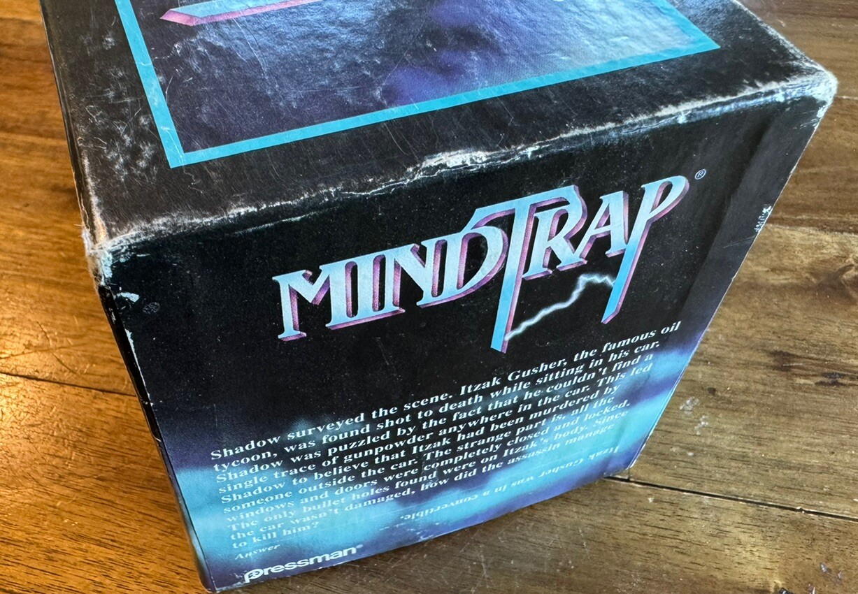 MINDTRAP 1996 Pressman Puzzle/Mystery/Problem Solving card-based game