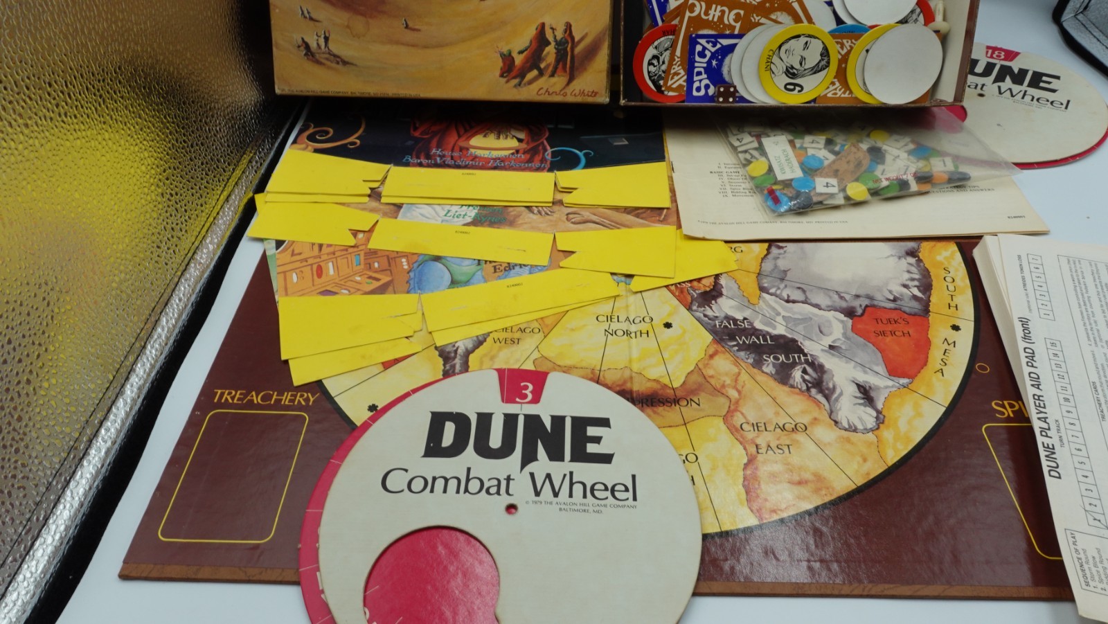 Frank Herbert’s Dune Board Game 824 Avalon Hill Vintage 1979