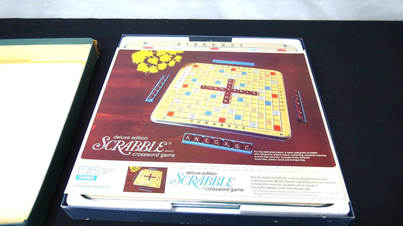 Vintage Scrabble Deluxe Edition 1977 Rotating Turntable Board Game 2