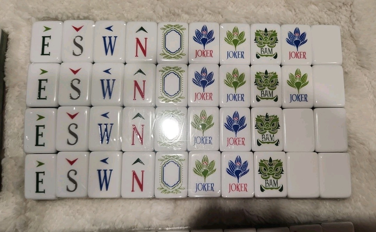 American Mahjong Game Set, 160 Layered Mah Jong Tiles Wood Pattern (1S-6-3 (07