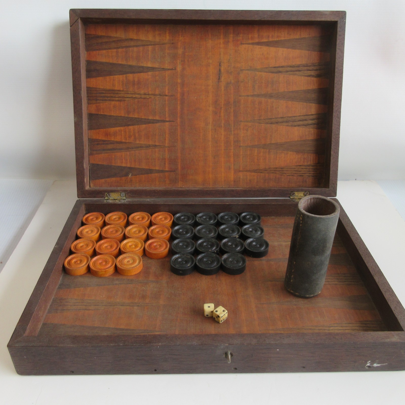 ANTIQUE WOODEN BACKGAMMON SET early wood bone dice?