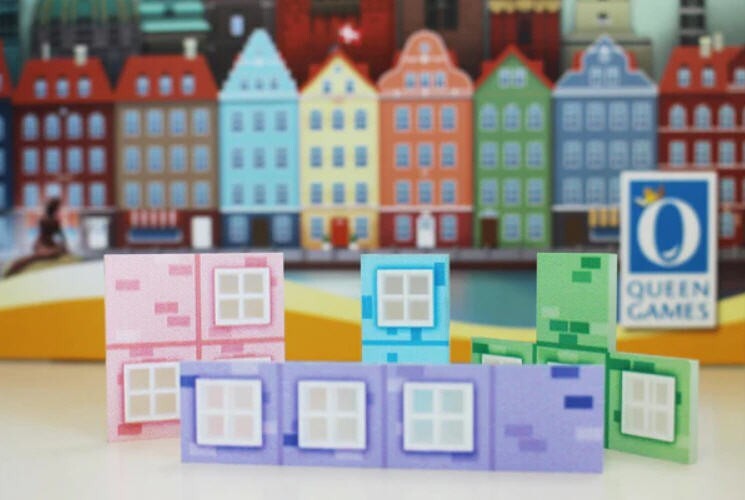 LOT of FOUR (4) – Helsinki + Expansion, Copenhagen Deluxe + Queenie – BRAND NEW