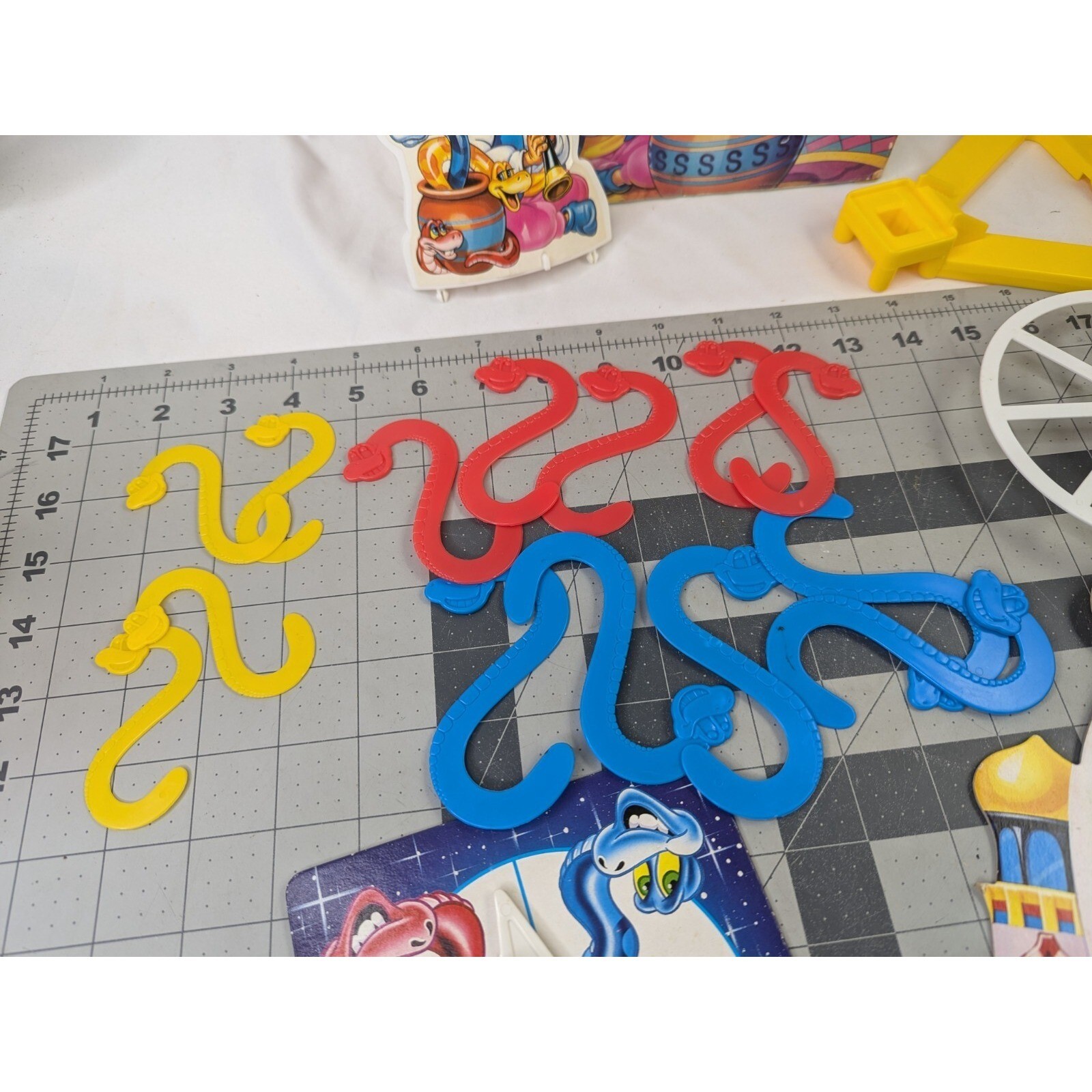 Parker Brothers Game Swinging Snakes 40255 Incomplete 1993