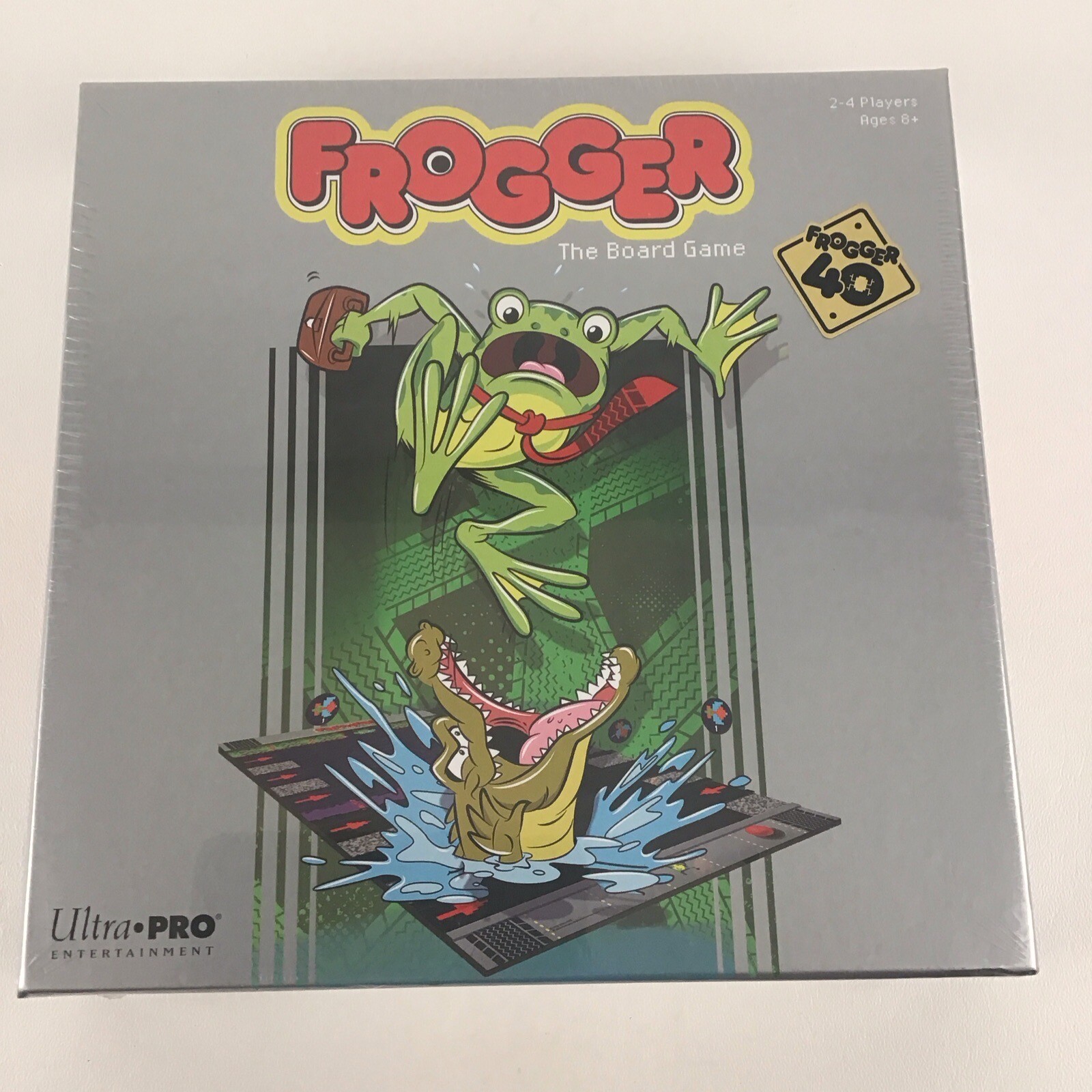 Frogger The Board Game 2021 Ulti Pro Entertainment Classic Video Arcade Remake