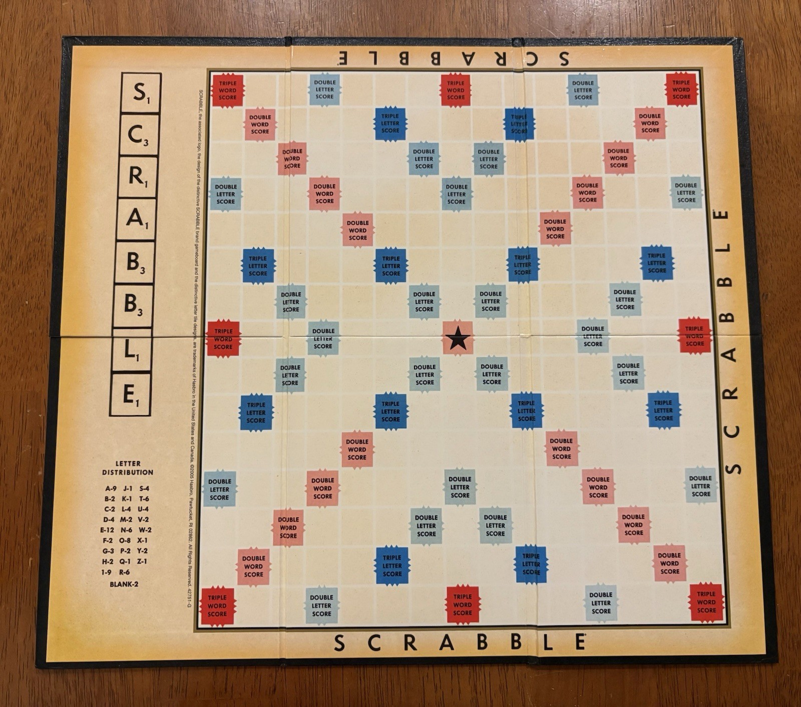 Scrabble Vintage Game Collection Bookshelf Edition Wooden Box Case 2005