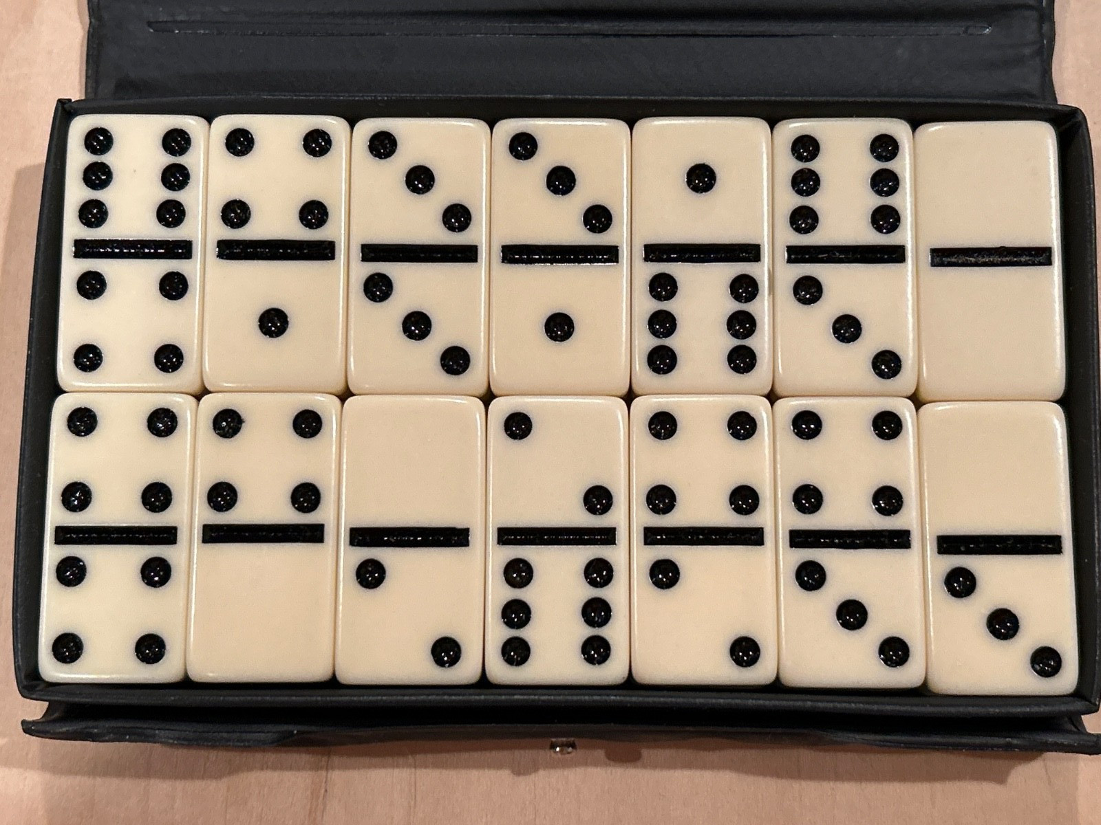 Vintage Double Six DOMINOES Game 28 PCs Aeroplane Trade Mark Original Case