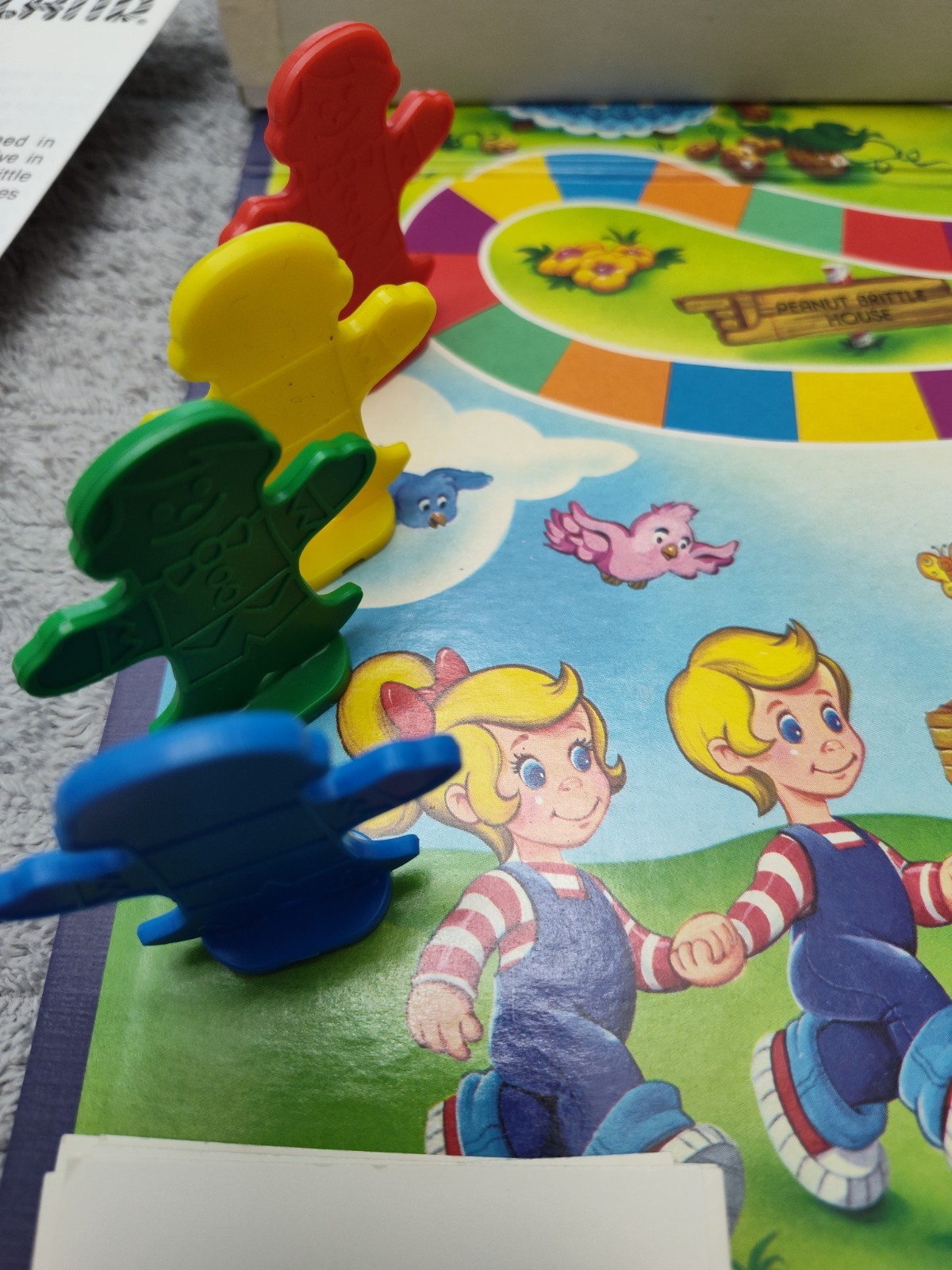 Milton Bradley Candy Land Board Game 1984 Candy Theme 2+ Players Ages 3-6 Read