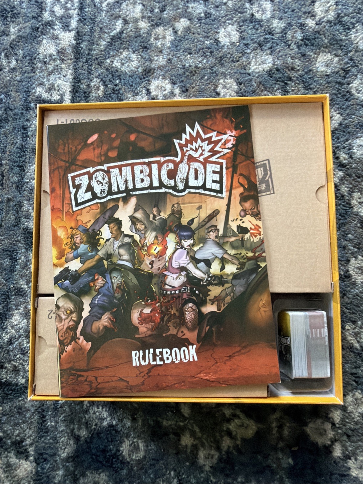 Zombicide 1st Edition Board Game by CMON/Guillotine Games (2014) Complete LN