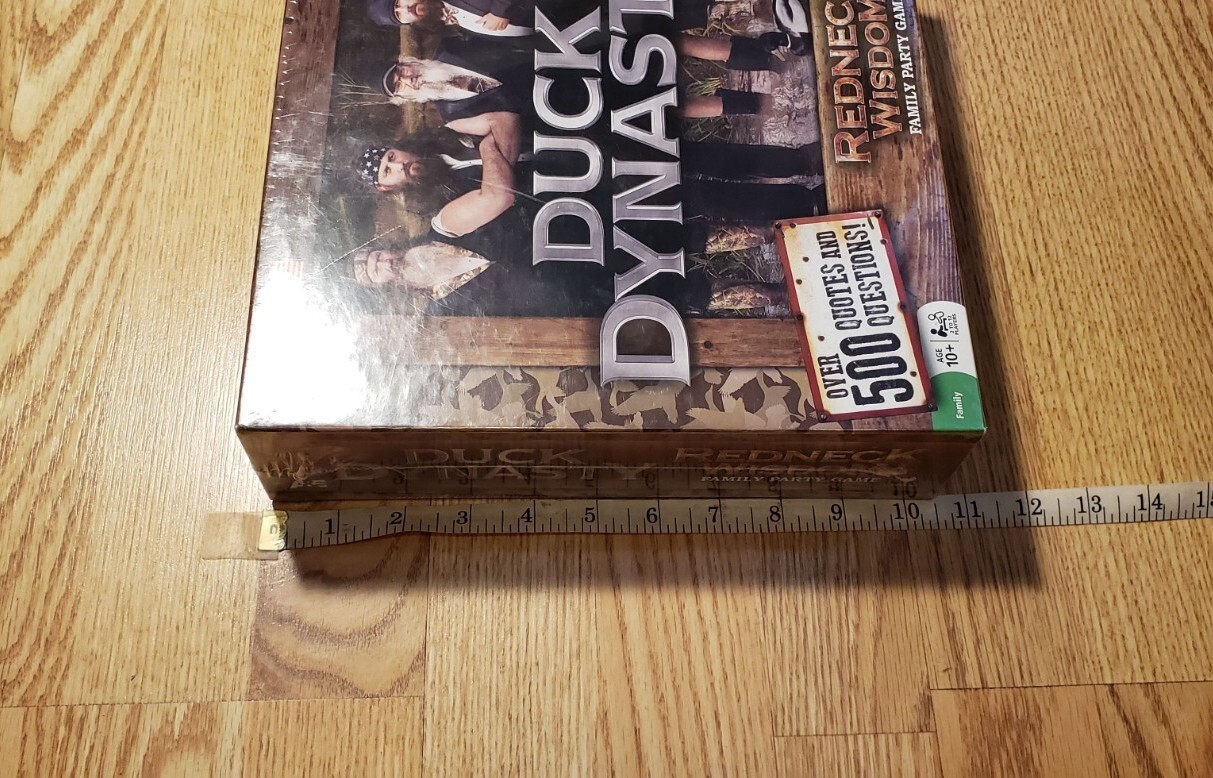 Duck Dynasty Board Game New 2 to 12 Players Redneck Wisdom Party Factory Sealed