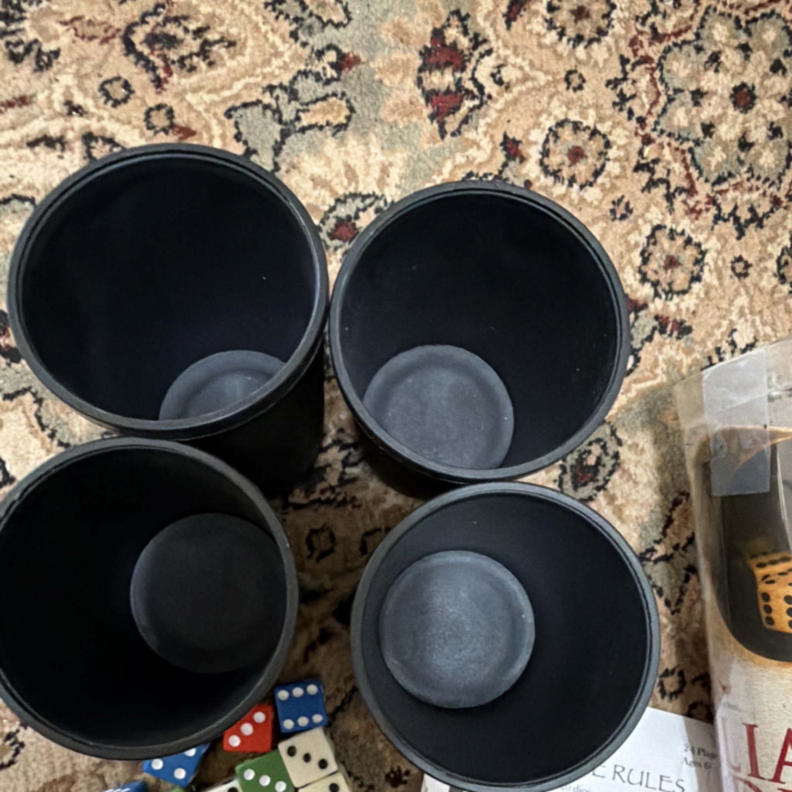 Liar’s Dice Classic Bluffing Dice Game w/ 4 Cups 20 Dice Rules 6+ 2-4
