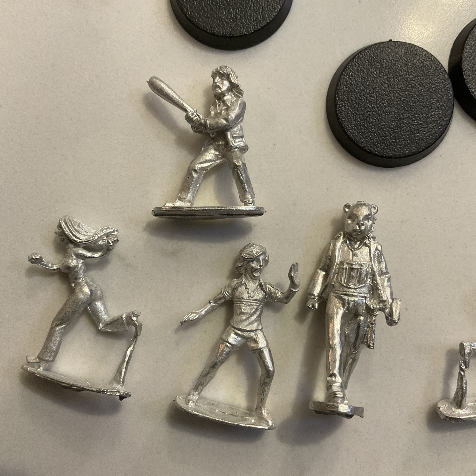 Camp Grizzly First Edition Survival Board Game Cult Classic with RARE Miniatures