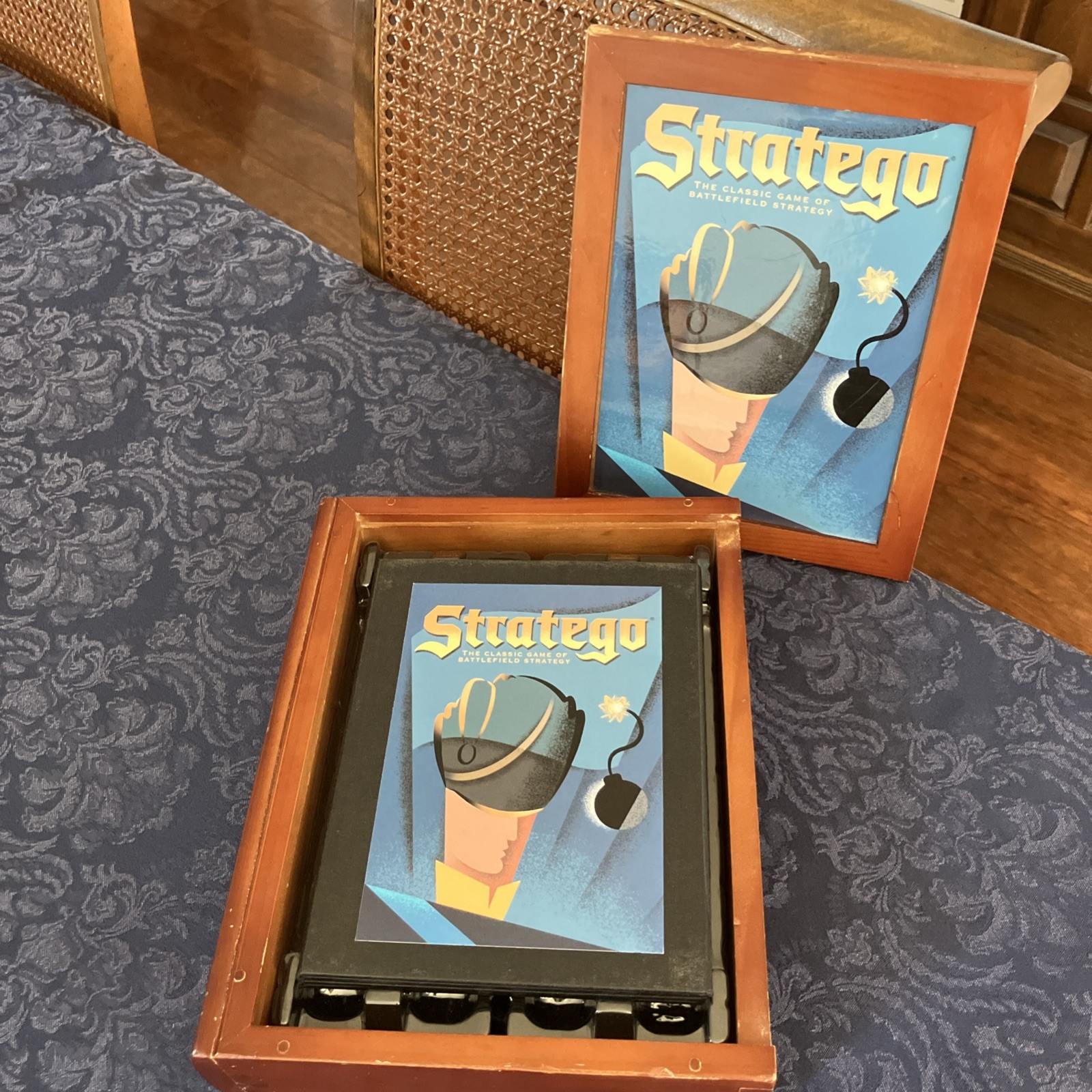 Stratego Vintage Game Collection Bookshelf Edition Wooden Box Case 2005
