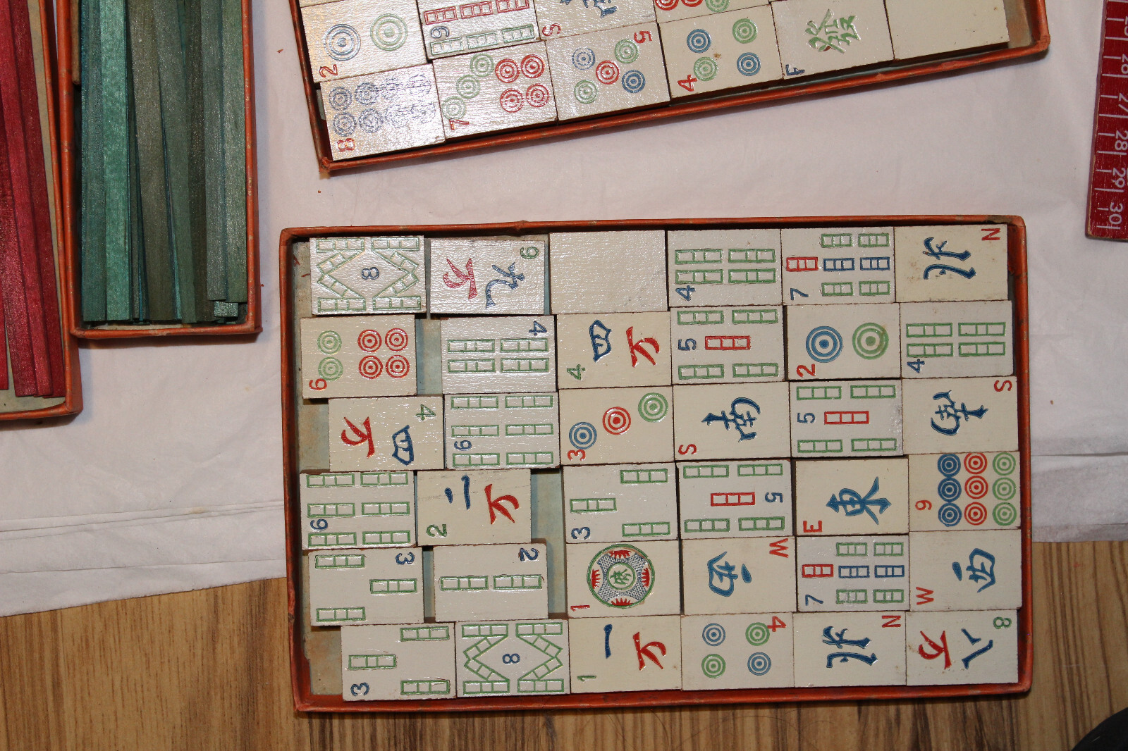 1923 MahJong Mah Jong Milton Bradley 4 RARE TILE RACKS 143 Tiles Instruction