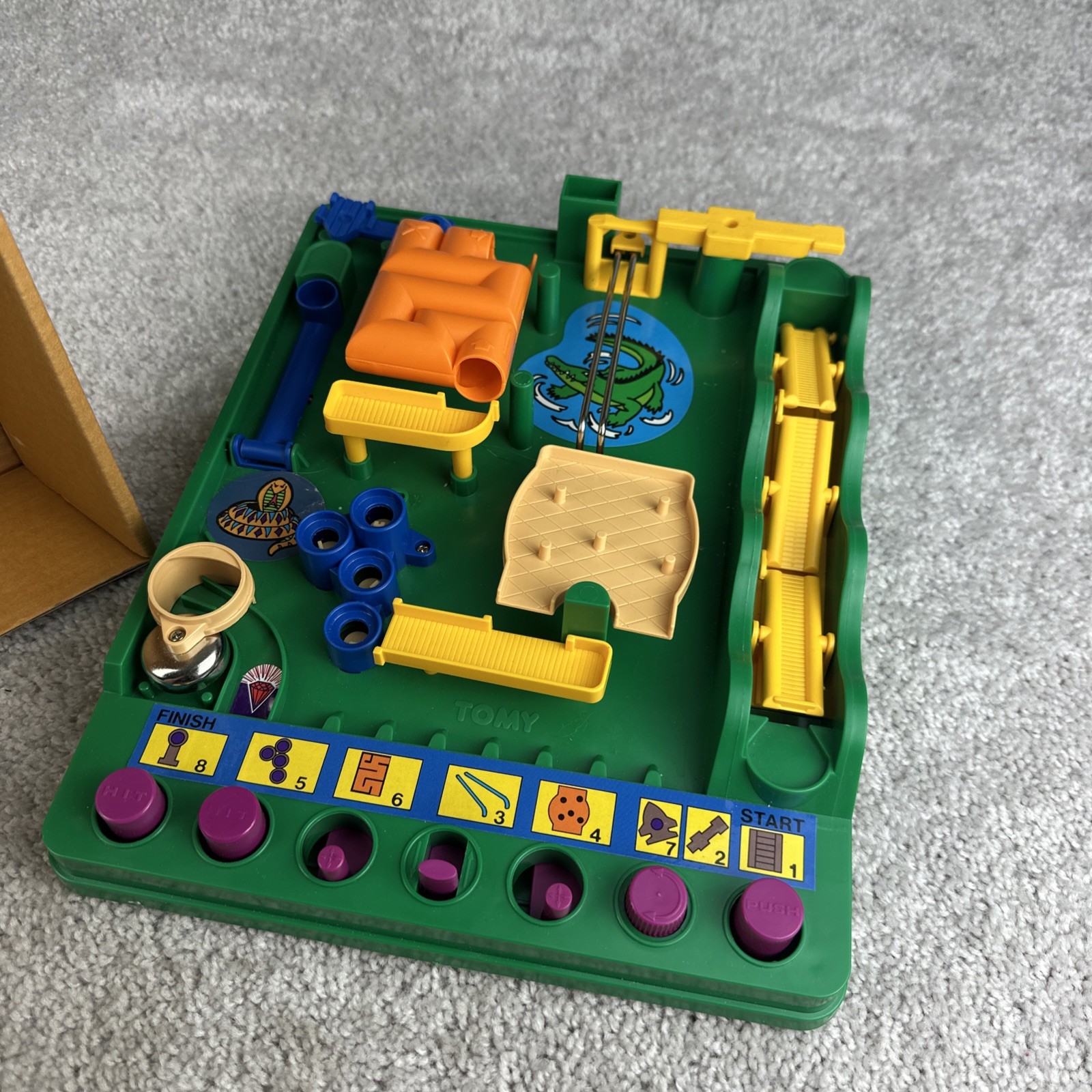 INCOMPLETE 1991 Snafu Tomy Screwball Scramble Run Yourself Ragged Marble Maze