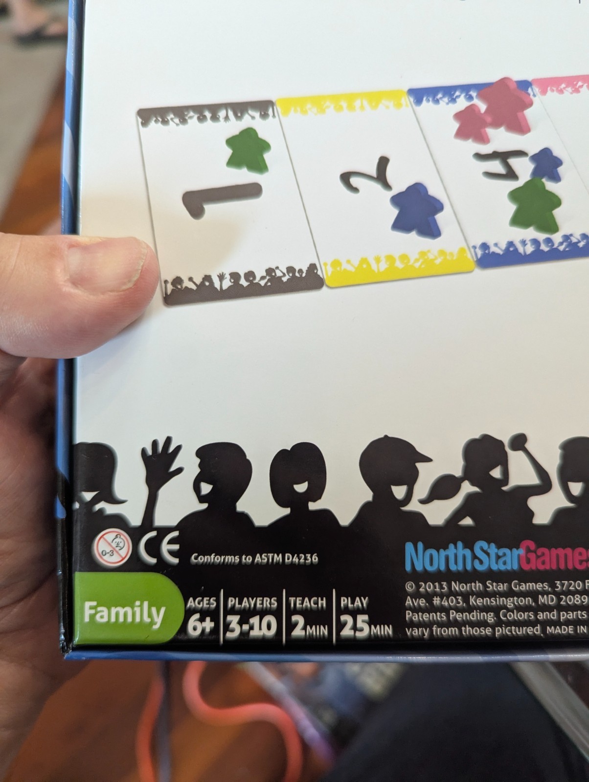 WITS & WAGERS Family Edition Board Game 100% COMPLETE 2013 MULTI AWARD WINNER