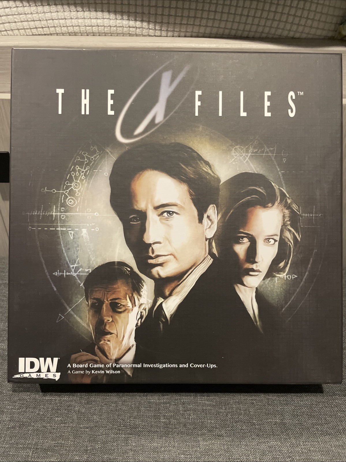 IDW Boardgame X-Files PLUS EXPANSION 2014 MINT